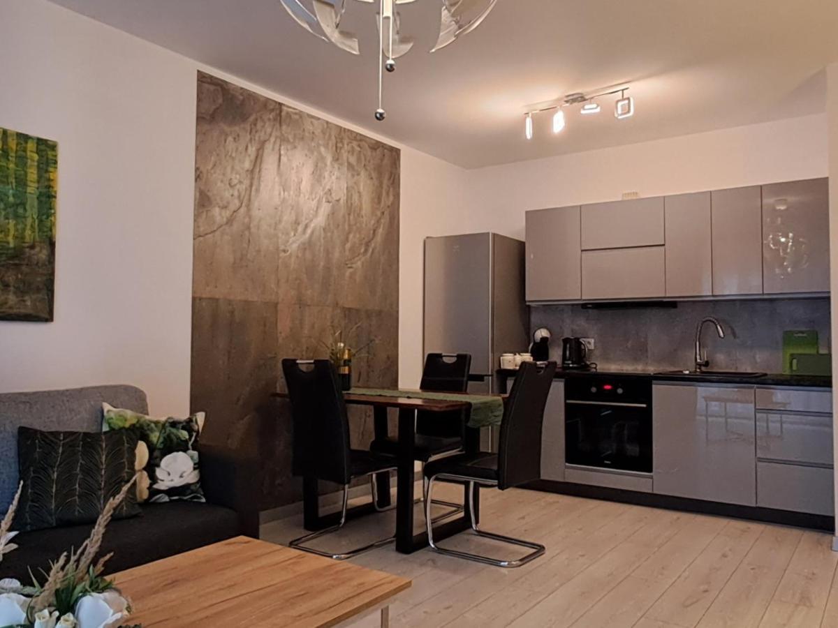 Apartament-Sweet Night Lubiń Dış mekan fotoğraf